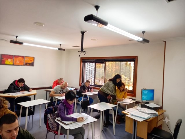 Abre la puerta a la universidad: prepárate con la academia líder en Vigo