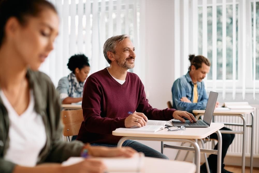 Inscribete no curso preparatorio das probas de acceso á universidade na Academia Universitaria